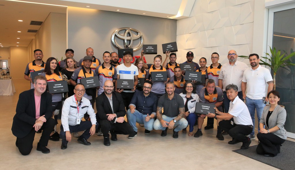 Equipe-REVO-e-Toyota-1